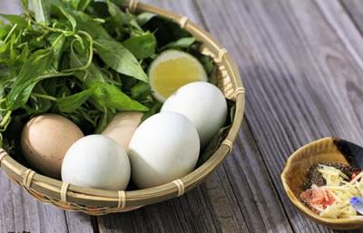 Trứng vịt lộn 23kg